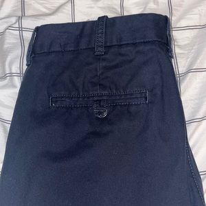 Izod 32x32 navy blue khakis- worn maybe once- great condition
